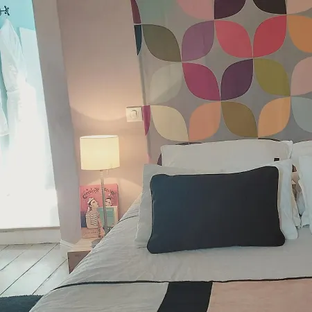 Gasthuis La Loge Du Grand Cedre, D'hotes Socosy Fontcouverte (Charente-Maritime)