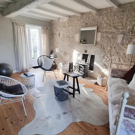 La Loge Du Grand Cedre, D'hotes Socosy