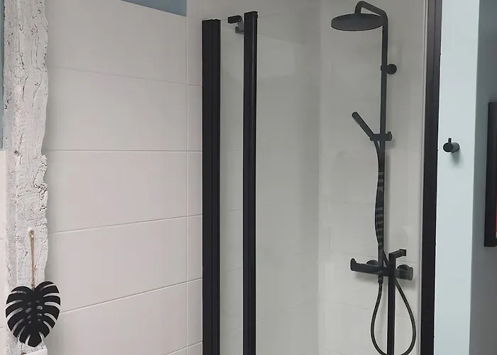 Pensión La Loge Du Grand Cedre, D'hotes Socosy 3*