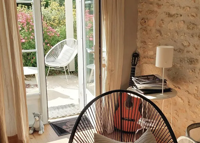 Pensión La Loge Du Grand Cedre, D'hotes Socosy 3*